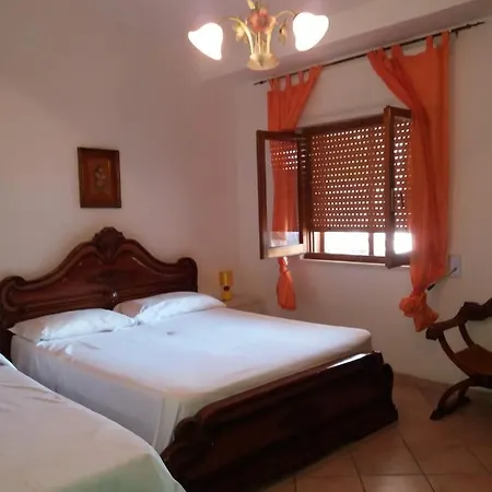 Frassanito Apartment *